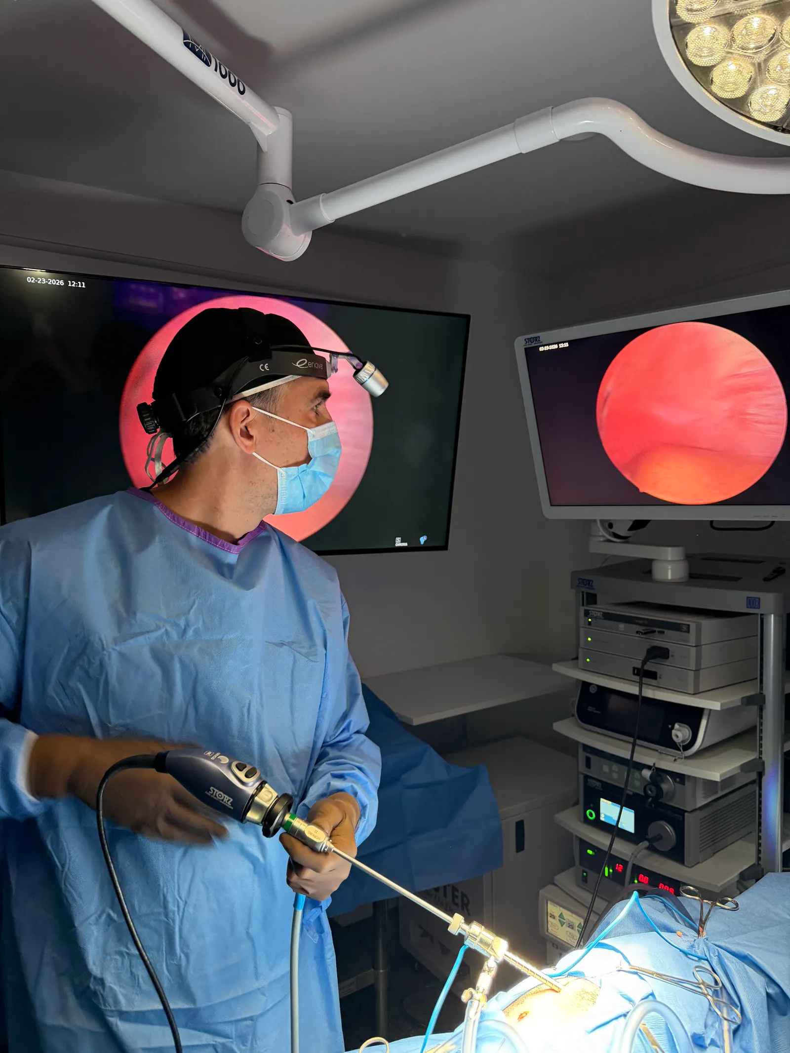Surgical team performing minimally invasive surgery at our Los Angeles clinic